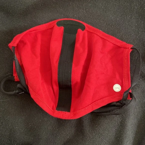 Washable Lululemon face mask - Picture 2 of 2